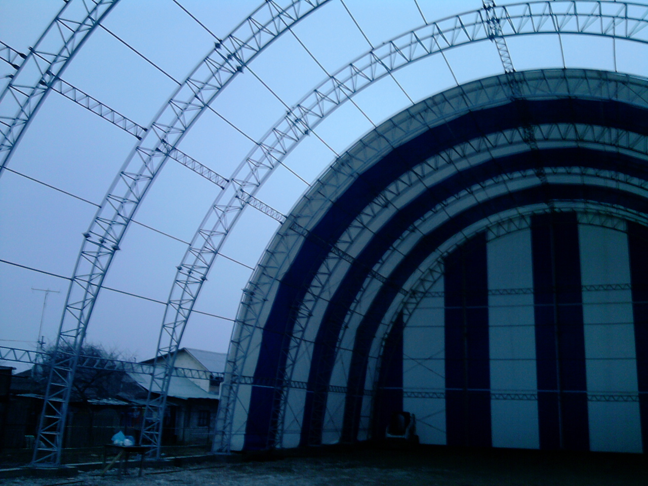 P130111 16.45 01